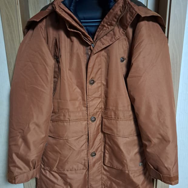 미즈노 아웃도어 패딩 L