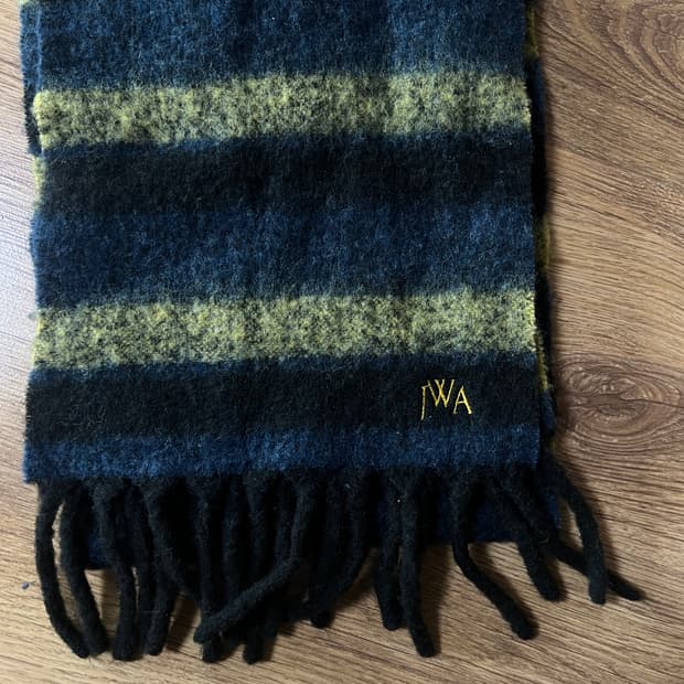 유니클로 jwa 머플러