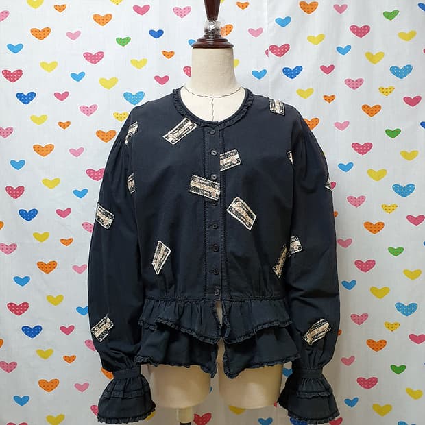 핑크하우스 프릴레이스 페플럼 레이어드 땡땡이 도트 꽃무늬 플라워패턴 셔츠