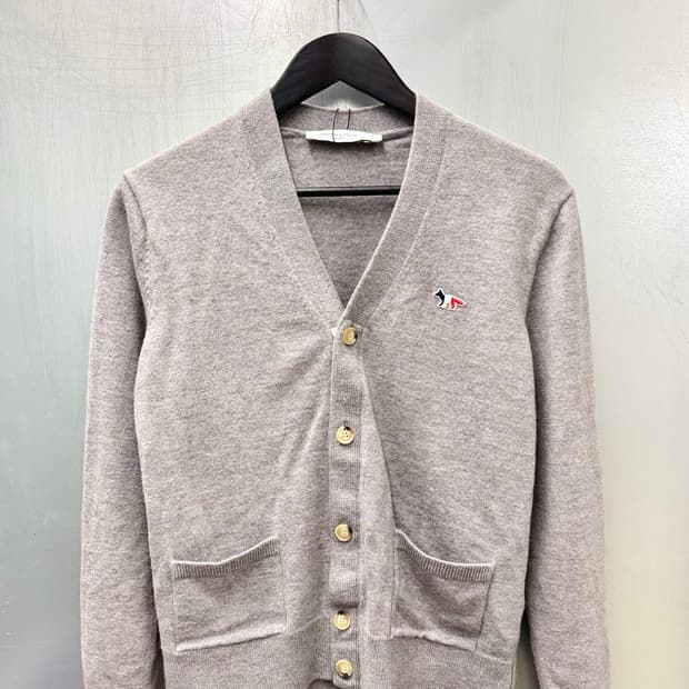 Maison Kitsune 메종키츠네 그레이 트리컬러폭스 니트 가디건