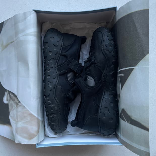 세실리아 반센 스니커즈