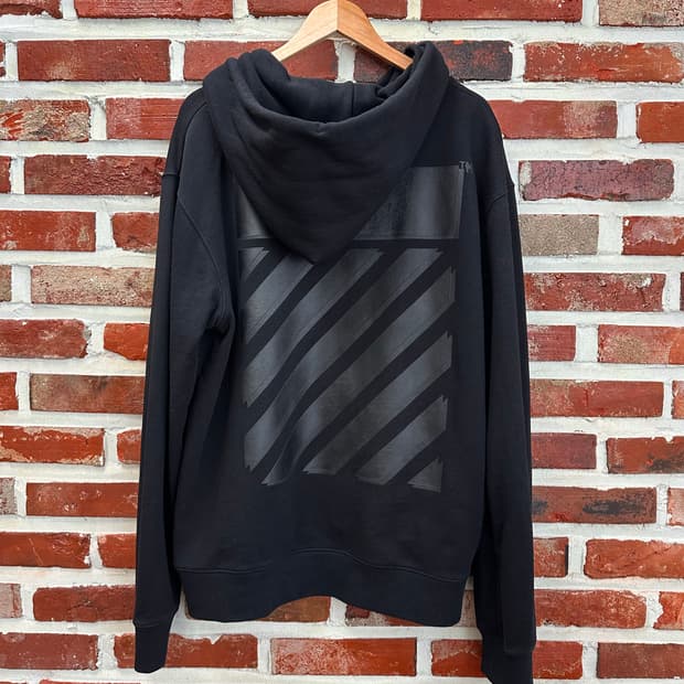 (XL)오프화이트 22SS 디아그 탭 오버후드 블랙