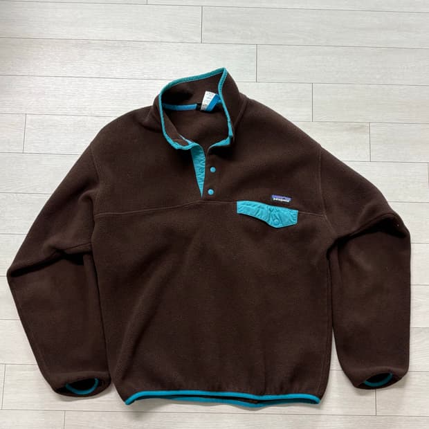파타고니아 신칠라 브라운 (L)