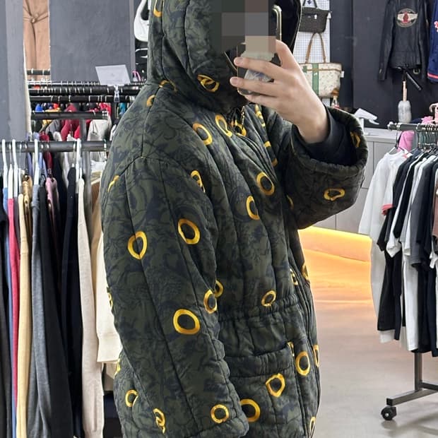 🔥프랑스 명품 브랜드 셀린느 패턴 후드 자켓입니다🔥