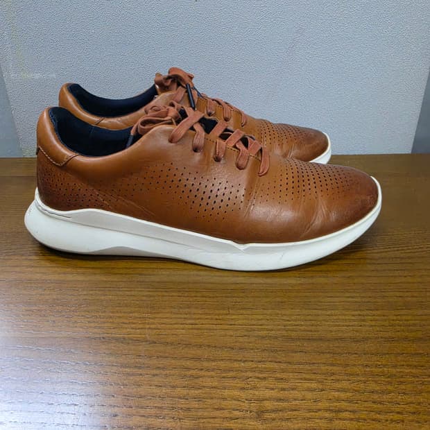 콜한 GRANDSERIES 브라운 가죽 스니커즈