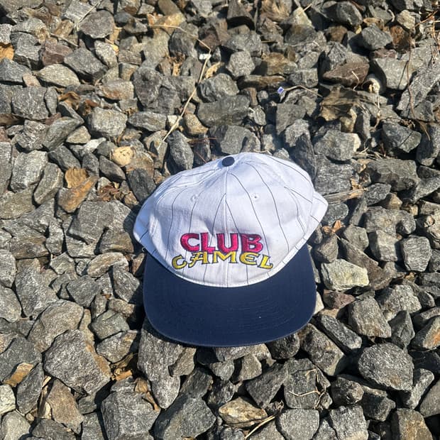 90's club camel cap