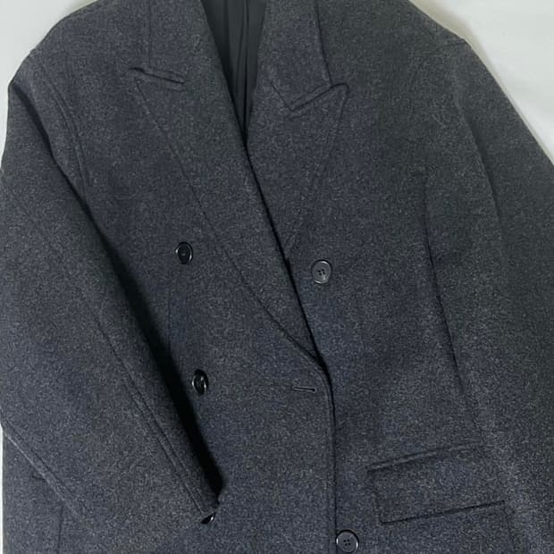 고낙 더블 브레스티드 코트 라지 팝니다