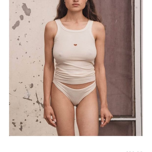 Baserange heart tank top 베이스레인지 하트 탱크탑