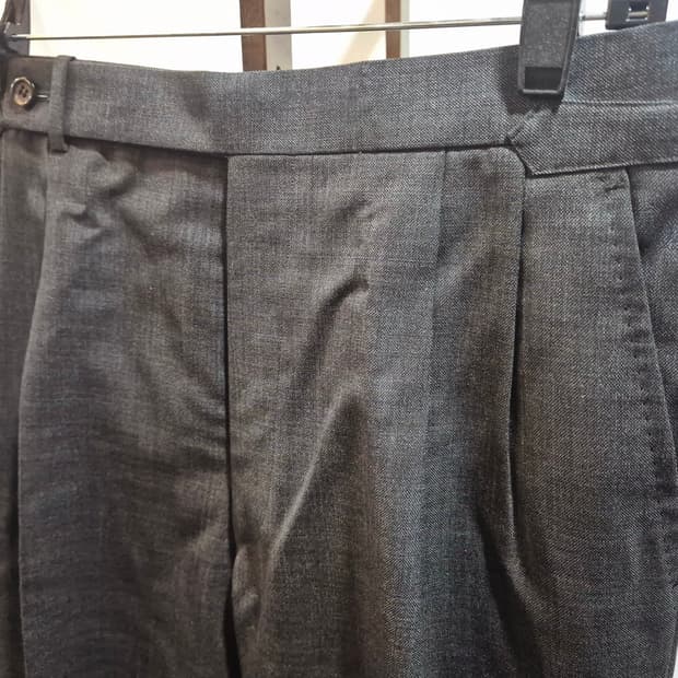 차콜그레이 울 슬랙스