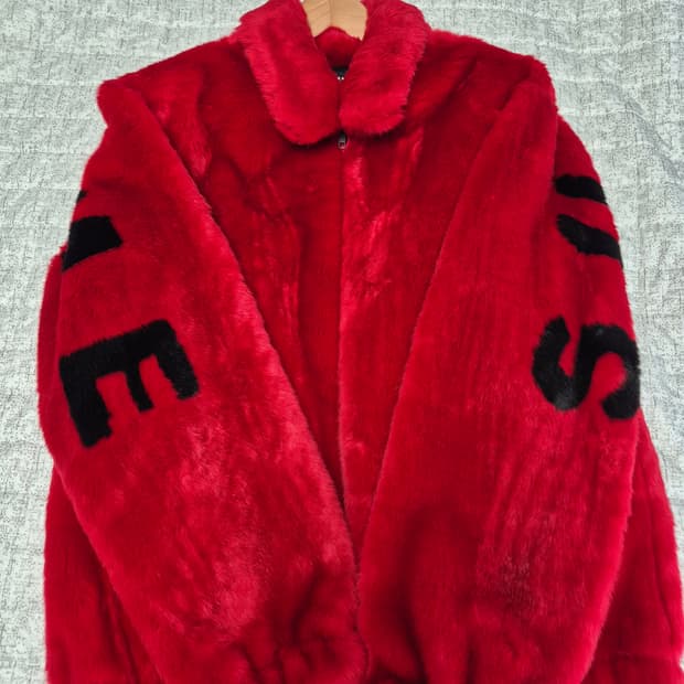 L) 슈프림 퍼 자켓