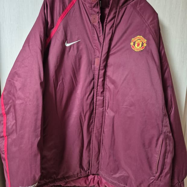 나이키 맨체스터 유나이티드 패딩 점퍼 XL 맨유 기모점퍼