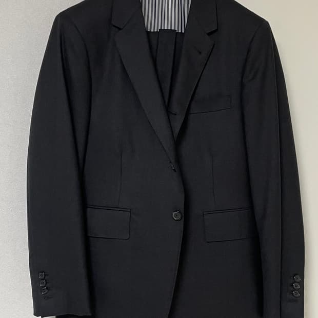 톰브라운 수트 차콜