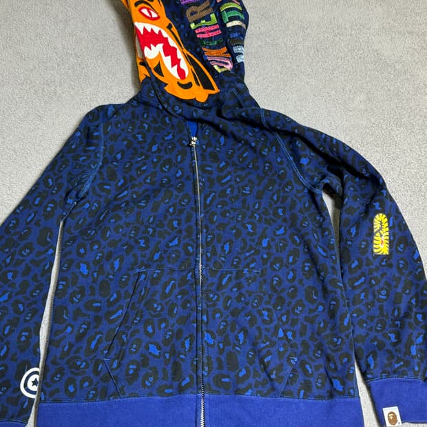 Bape 베이프 Aape 한정판 콜라보 샤크 타이거 후드집업 