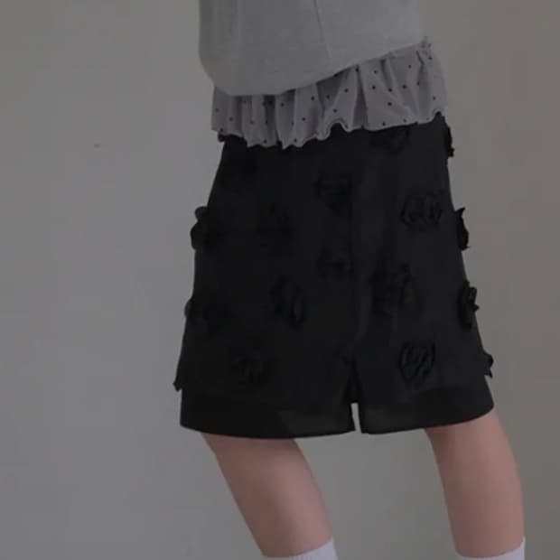 바니쉬먼트 블랙 스커트 Organza flower slit skirt_b