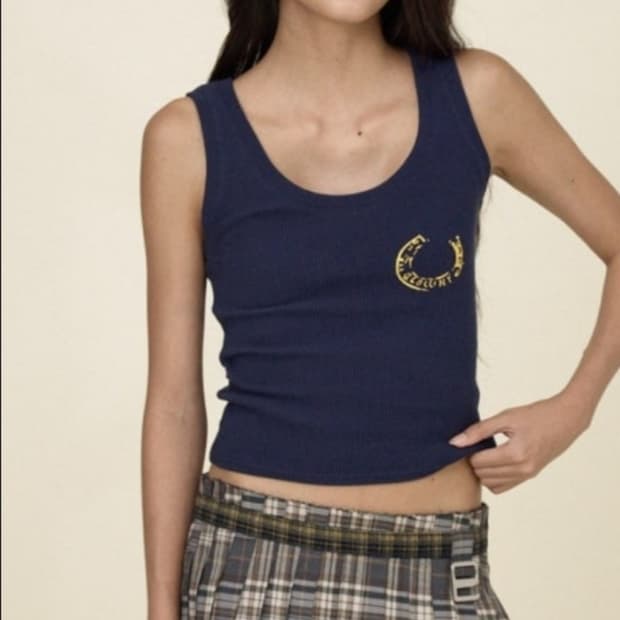 새상품) 글로니 슬리브리스 고윤정 민소매