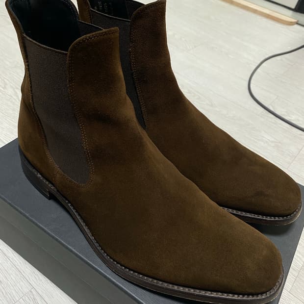 (급처)로크 스웨이드 첼시부츠 US8(270-275)