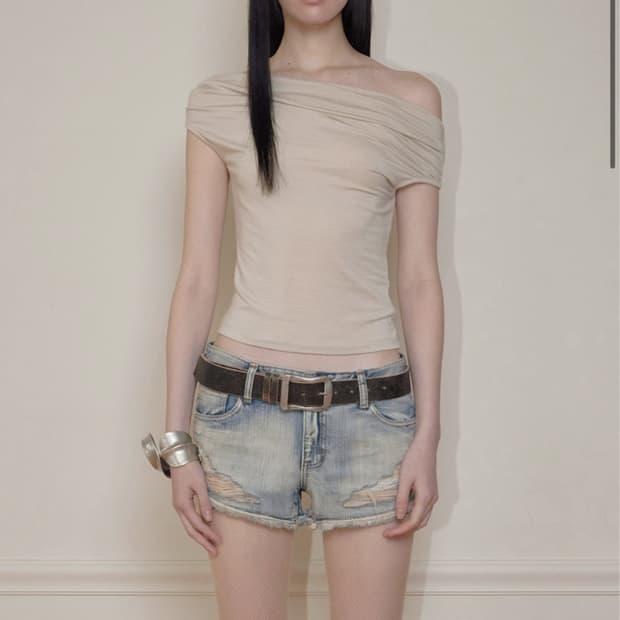 보헤미안서울 flow neck drape half-t 