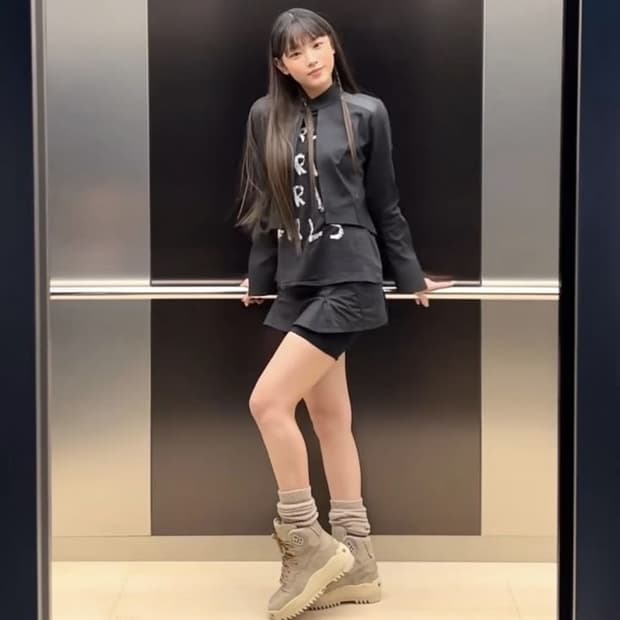 뉴진스 해린 에이시네틱스 23SS c-jk01 블레이져