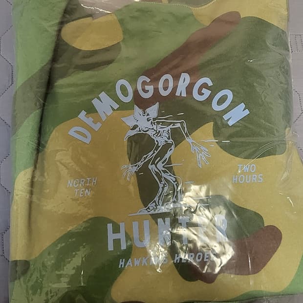 아이앱 기묘한 이야기 후드 L사이즈