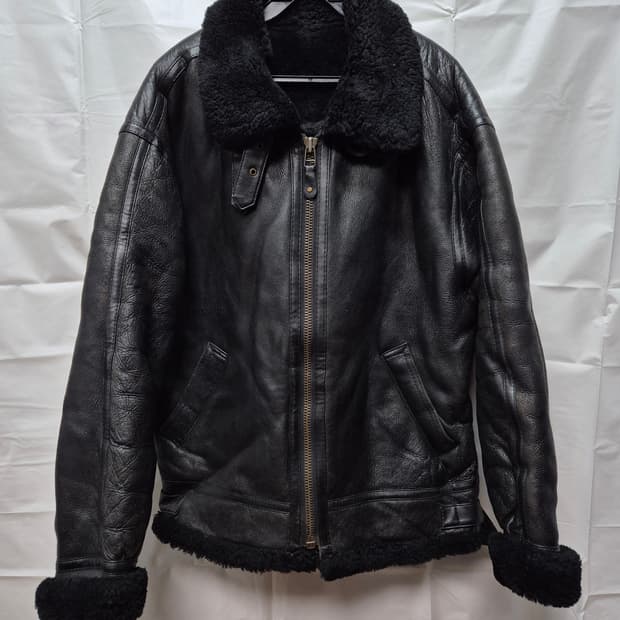 B-3 블랙 무스탕