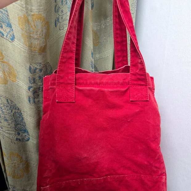 캐피탈 KAPITAL duffle red bag