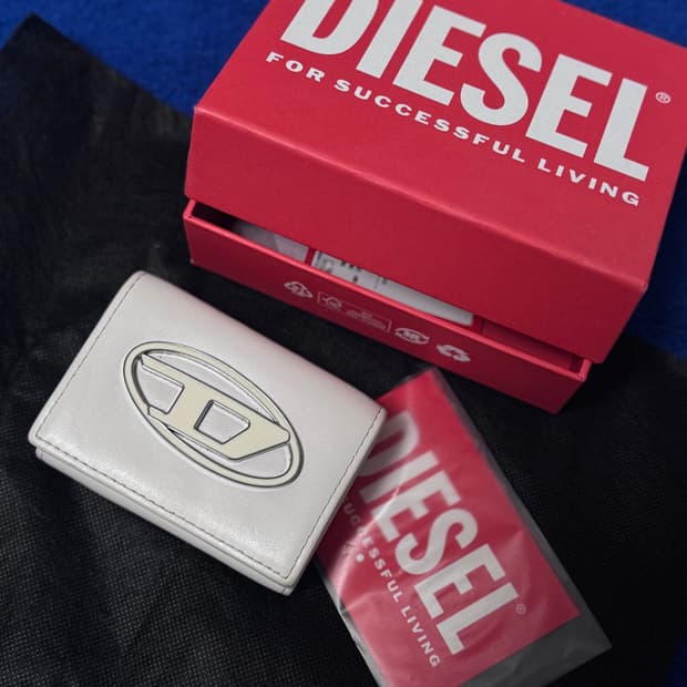 디젤 1DR 트라이폴드 반지갑 화이트
