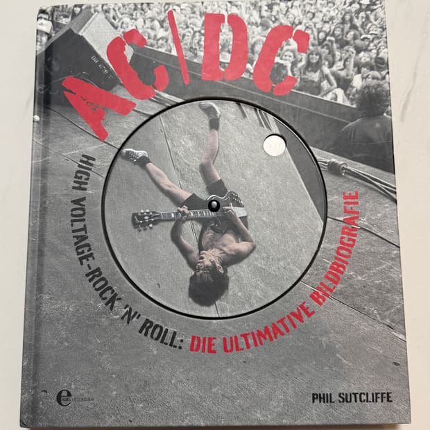 AC/DC 공식 포토북 LP 디스크 포함 