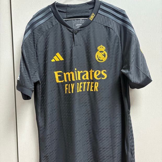 어센틱 23-24 레알마드리드 유니폼 비니시우스 