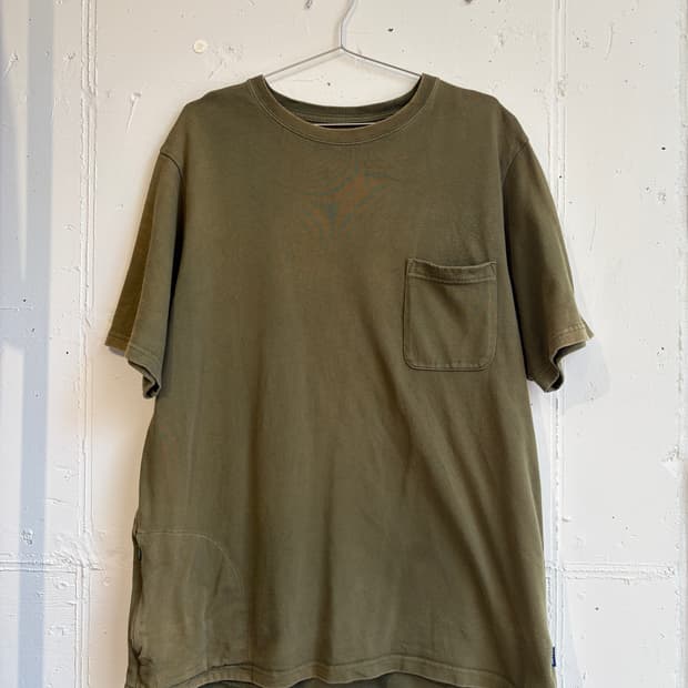 BEAMS t-shirt