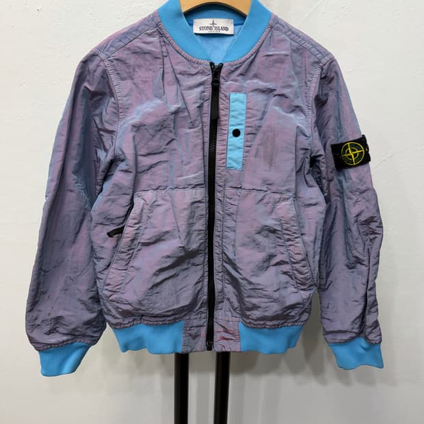 매장판정품) 스톤아일랜드 주니어 샴브레이 봄버 자켓 8y