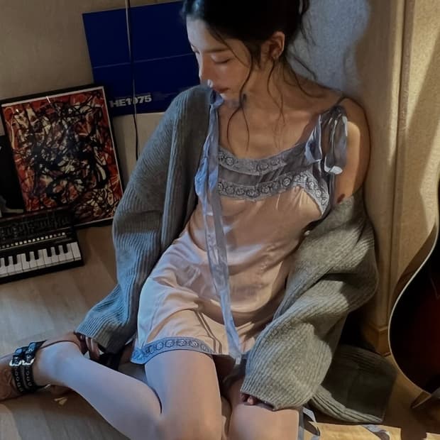 (새상품) 프레클 레이스 스트랩 미니 슬립 드레스