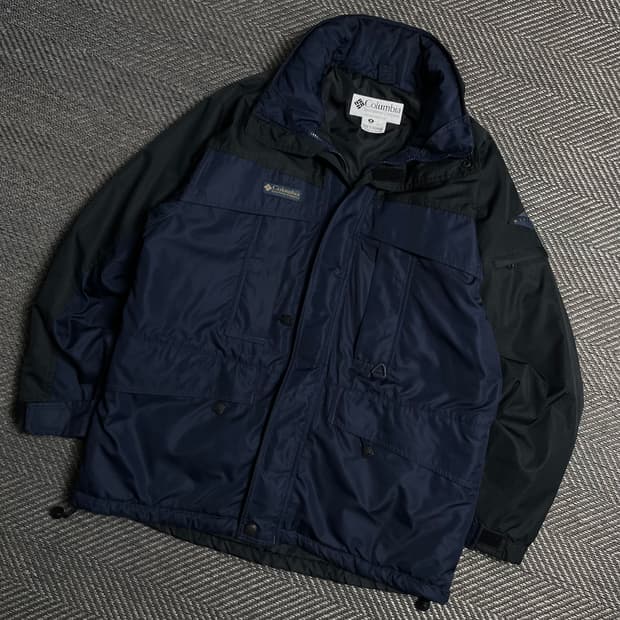 컬럼비아 올드스쿨 고프코어 마운틴 점퍼y 5367