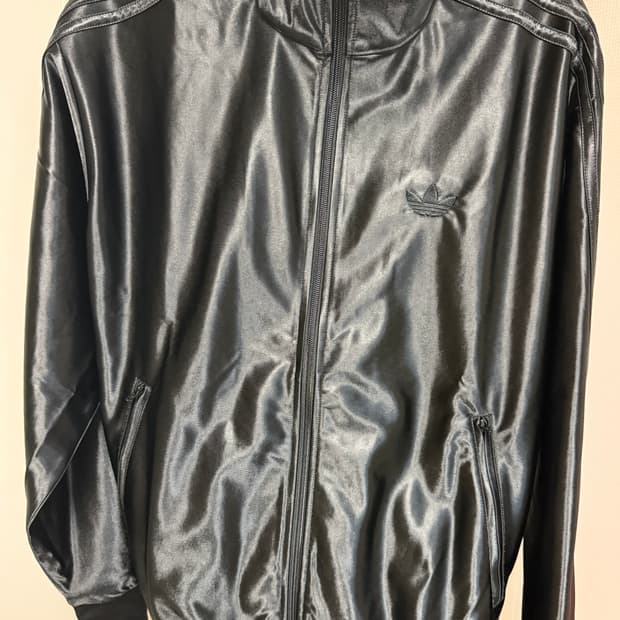 아디다스 q3 오버사이즈 트랙탑 s