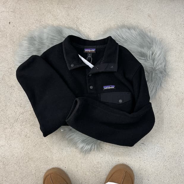 파타고니아 신칠라 올블랙 스냅 플리스 