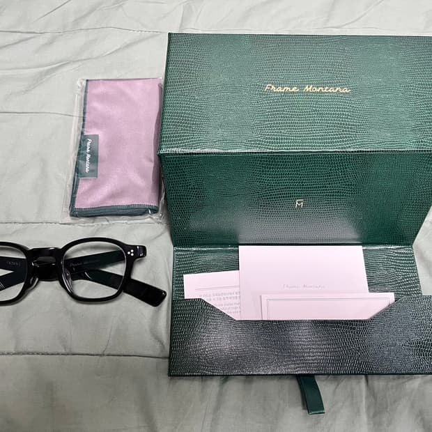 프레임몬타나 FM26A-1 44사이즈 블랙 안경 판매합니다.