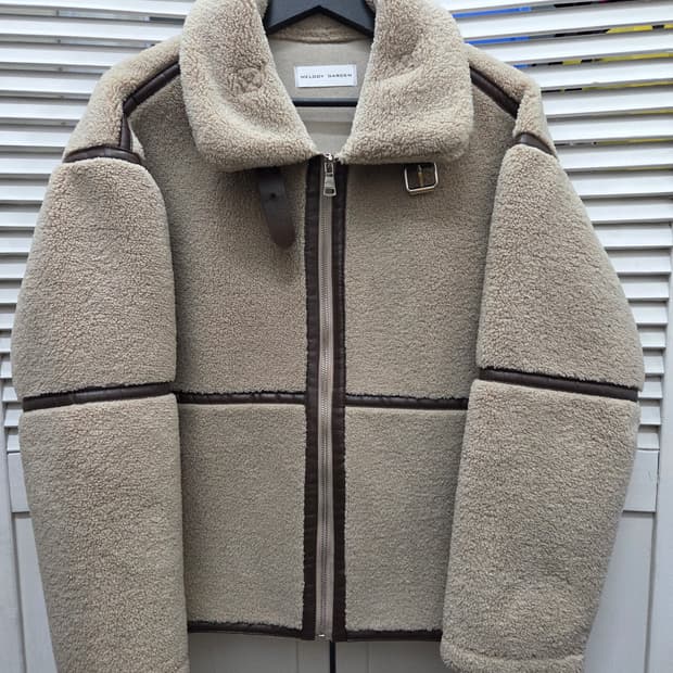 멜로디가든 시어링 무스탕