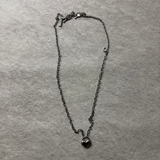 D&G 돌체앤가바나 하트 락체인 넥레이스