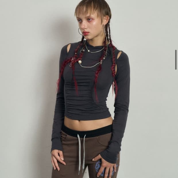 배디 컷아웃 셔링 후드