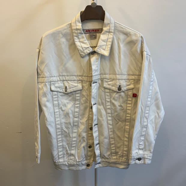 아비렉스 스티치 트러커