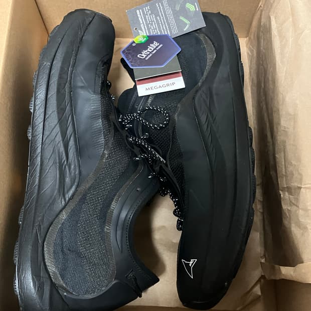 Roa 로아 셀라 44