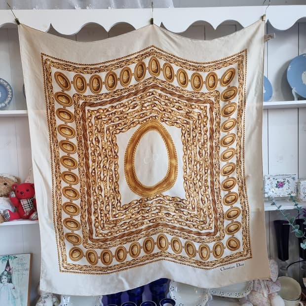 크리스챤 디올 스카프 아이보리 CD 로고