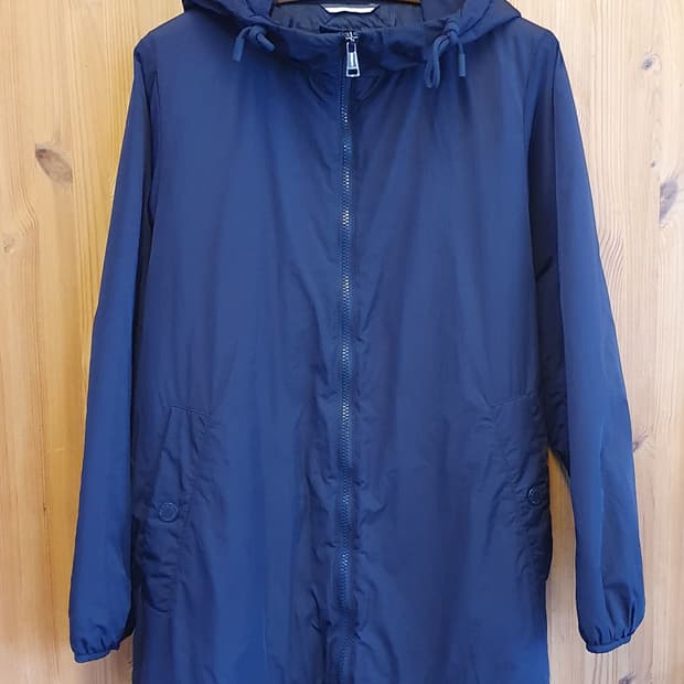 66.막스마라 후드 경량패딩