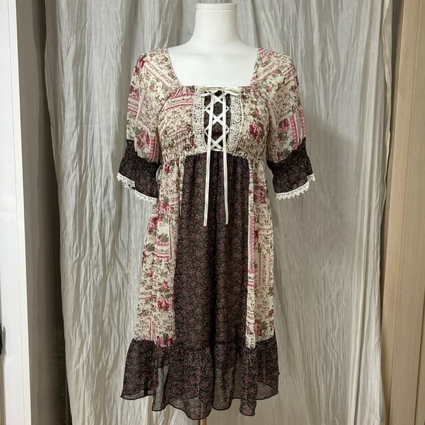 엑시즈팜 라떼갸루 모리걸 원피스 스모킹밴드 허리밴딩 (미디움) 상태좋음