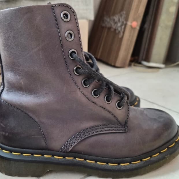 닥터마틴 1460 브라운 230 uk 4