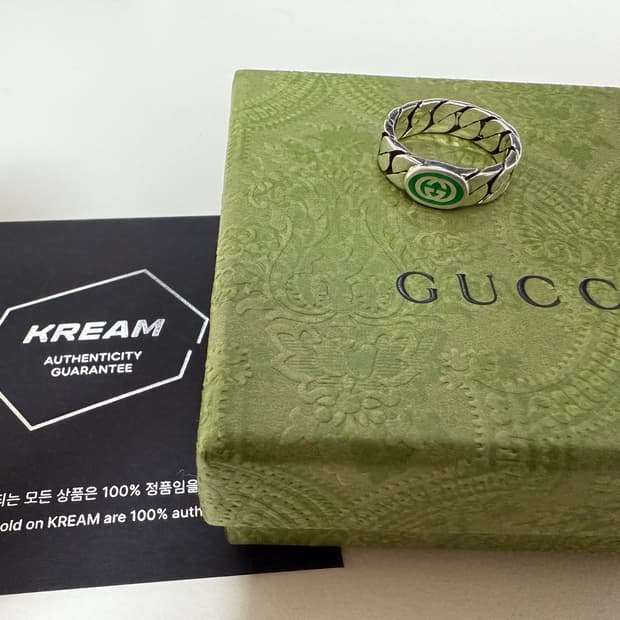 구찌 인터로킹 g에나멜 링 18호