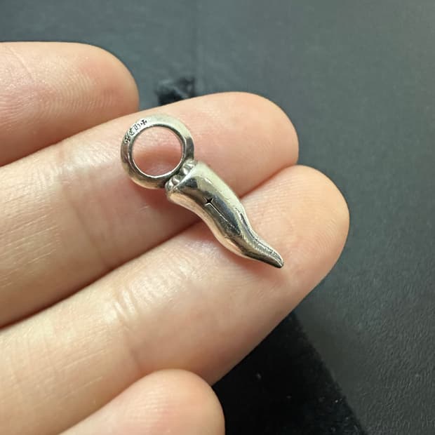 크롬하츠 코르니첼로 스몰 Cornicello 펜던트 참