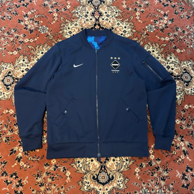 나이키 x 브리스톨 F.C.R.B 리버시블 자켓 (M-L)