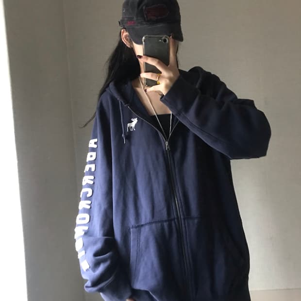 아베크롬비 네이비 사이드 로고 후드집업