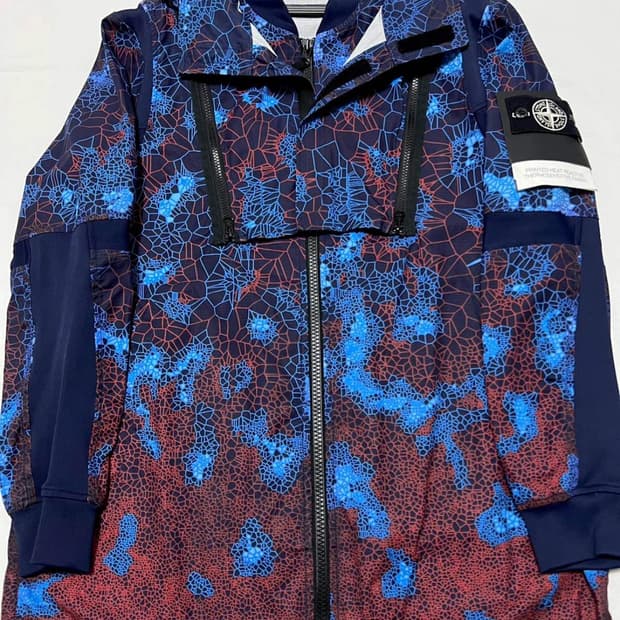 스톤아일랜드 히트리엑티브 코트 L