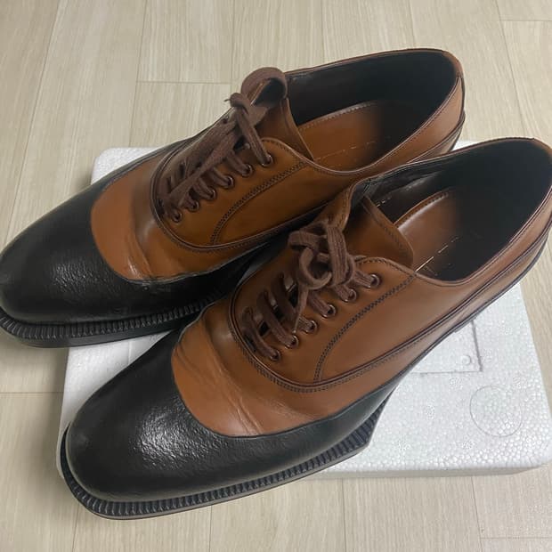 프라다 러버딥 더비 12fw 7 (270-275)